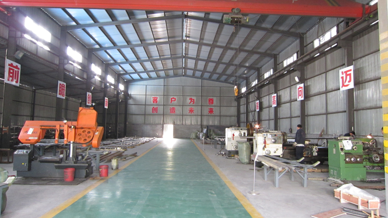 鈦棒,鈦合金棒，TC4鈦合金棒,TA9鈦棒,鋯棒,鉭棒,鈮棒,TC11鈦棒生產(chǎn)車(chē)間